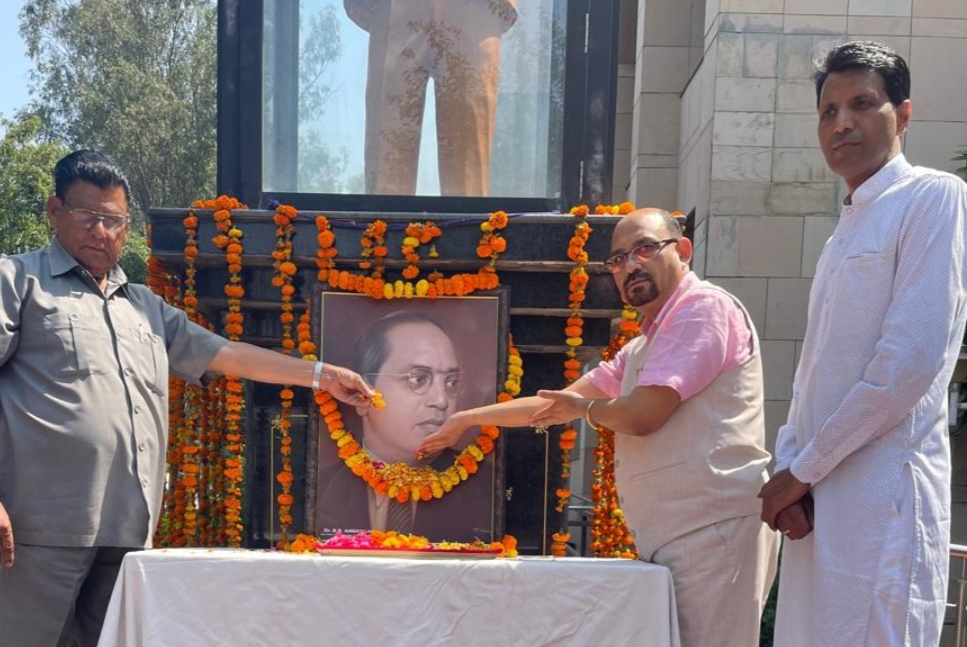 डॉ. अंबेडकर विश्व रत्न व्यक्तित्व, संविधान में सभी के लिए मौलिक अधिकारों का प्रावधान-लाल चंद पीए